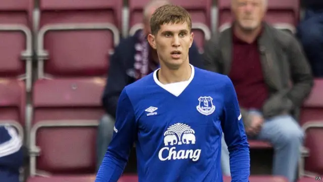 Everton disebut bersedia melepas bek berusia 22 tahun itu asalkan the Citizens—julukan Manchester City—siap merogoh kocek sebesar £50 juta atau Rp863 miliar.