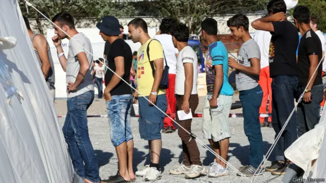 Палаточный лагерь для мигрантов в Дрездене. Многие эритрейцы бегут из страны в Европу