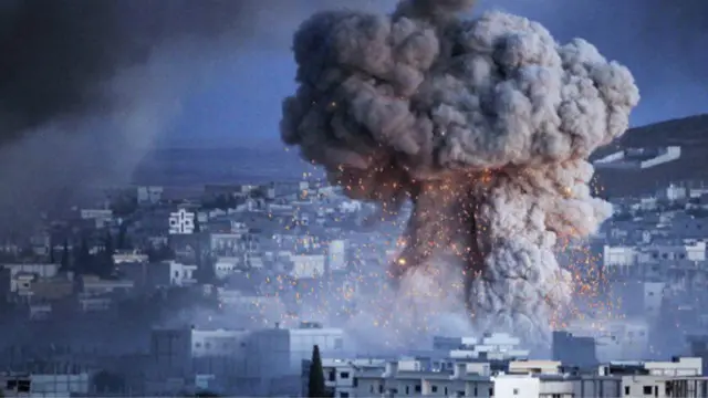 شهدت مدينة عين العرب كوباني معارك شرسة قبل اخراج مسلحي تنظيم الدولة منها (صورة أرشيفية)