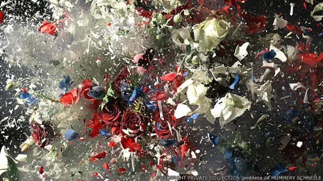"Explosión", foto de Ori Gersht de 2007.