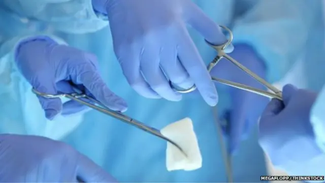 رپورٹ کے مطابق 20 میں سے 16 آپریشن کے درمیان موسیقی بجائی گئی تھی