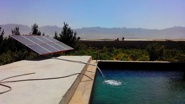 پخوا به د افغان بزګرانو هیلې د سیندونو او کاریزونو په اوبو پورې تړلې وې په تېره بیا د شاړو او وچو ځمکو د خړوبولو یوازېنۍ وسیله د باران اوبه وې.