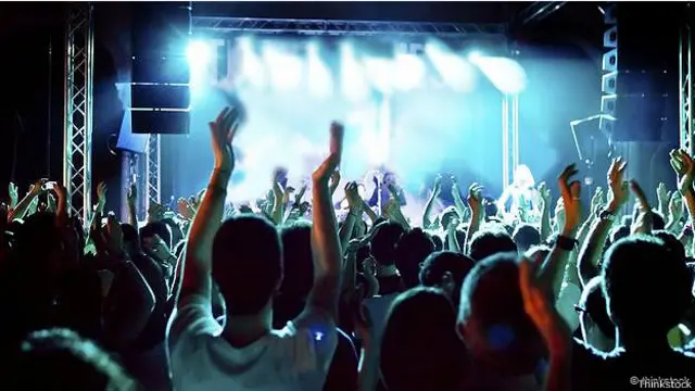 На рок-концерте