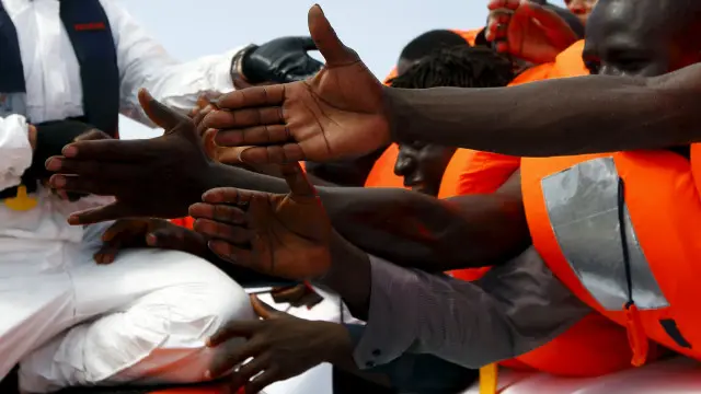 Pada 2015 saja, terdapat lebih dari 2.000 migran yang meninggal saat mencoba menyeberangi Laut Mediterania menuju Eropa.