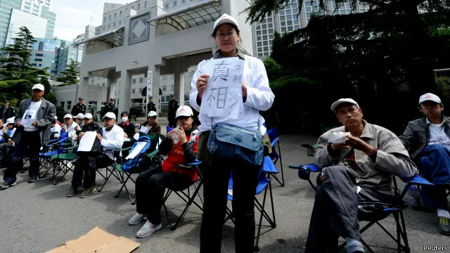 Keluarga penumpang MH370 berkumpul di Beijing menuntut jawaban