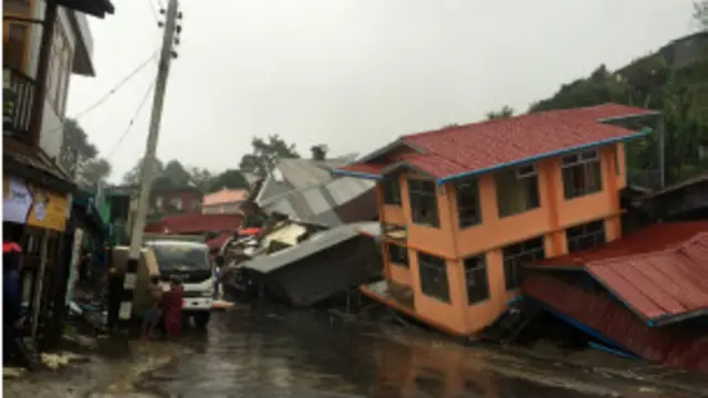 မိုးသည်းထန်စွာ ရွာသွန်းခဲ့အပြီး ဟားခါးမြို့မှာ အိမ်အလုံးလိုက် ပြိုကျ ပျက်စီးတာမျိုးတွေ ရှိ