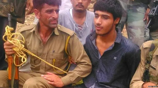 بھارتی ذرائع ابلاغ میں اس شخص کی گرفتاری کو ’ایک اور اجمل قصاب کی گرفتاری‘ بتایا جا رہا ہے اور یہ خبر مستقل ٹی وی چینلوں اور اخباروں میں چھائی ہوئی ہے