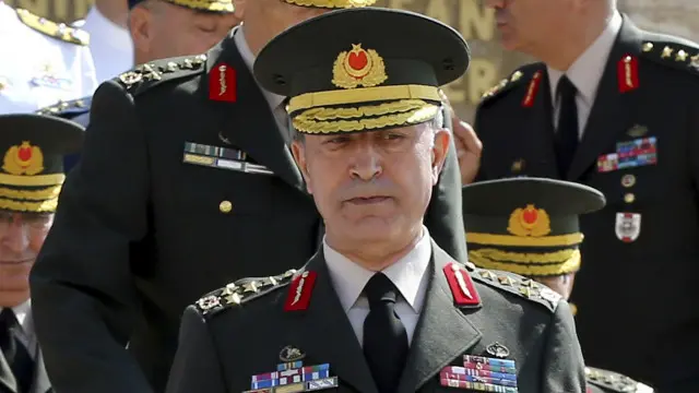 Sonuncu dəfə Türkiyə ordusunun ən yüksək rütbəli zabiti Baş Qərargah rəisi Hulusi Akar Azərbaycanda ötən ilin oktyabrında rəsmi səfərdə olub.
