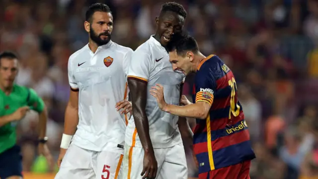 نیو کیسل کے سابق دفاعی کھلاڑی ینگا مبیوا کو بھی اس واقعے میں ملوث قرار دیا گیا جبکہ دیگر کھلاڑیوں نے معاملے میں مداخلت کی