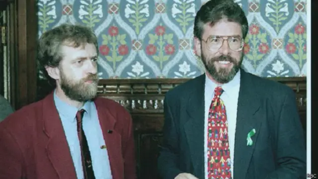 Jeremy Corbyn ve Sinn Fein lideri Gerry Adams.
