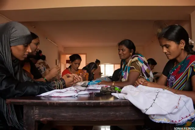 गोवा में लमानी समुदाय की महिलाएं