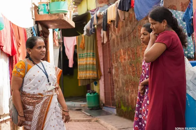 गोवा में लमानी समुदाय की महिलाएं