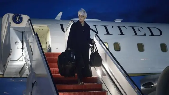 Wendy Sherman deyir ki, razılaşmanın əldə edilməsi üçün əl tutmaq mühüm deyil
