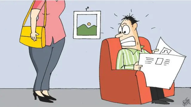 ایک شخص کی شکایت تھی کہ بیوی کا دفتر جاتے ہوئے روایتی ہندوستانی لباس کے بجائے پتلون اور قمیض پہننا تکلیف دیتا ہے