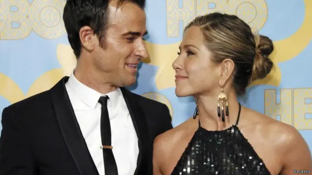 أنستون وثيروكس