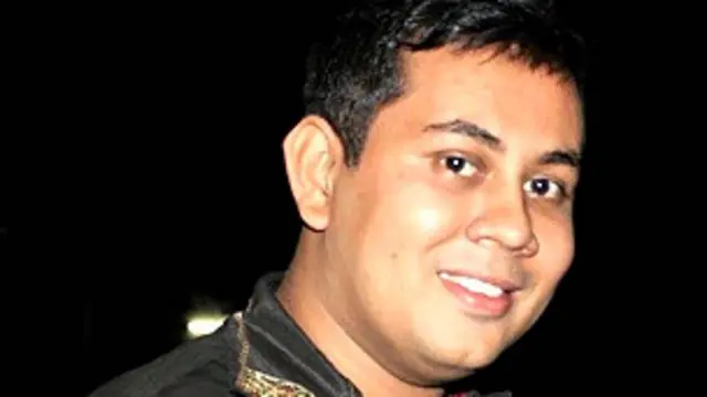 ဘာသာမဲ့ အမြင်တွေ ရေးသားသူ နီလွိုင် နီးလ်ဟာ ဟိန္ဒူမျိုးရိုးက ဖြစ်။