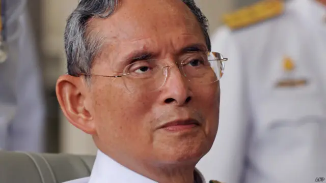 Nhà vua Thái Lan hiếm khi xuất hiện trước công chúng trong những năm gần đây