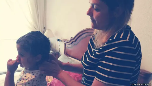 Lidia García Villar con su hija 