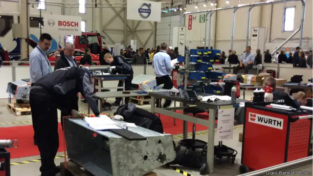 Competição de habilidades entre alunos finlandeses; ensino é voltado para a prática