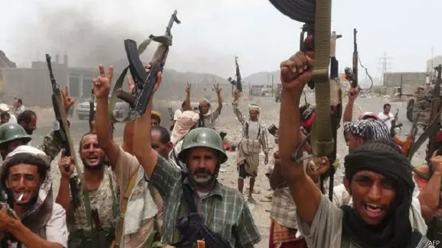 أصبح الحوثيون في موقف دفاعي عقب إجراءات عسكرية مكثفة اتخذها التحالف الذي تقوده السعودية