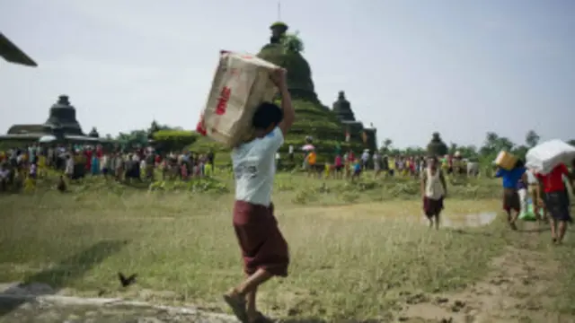 အစိုးရရဲ့ တုံ့ပြန် ဆောင်ရွက် မှုတွေ ဘာကြောင့် နှေးကွေး တာလဲ