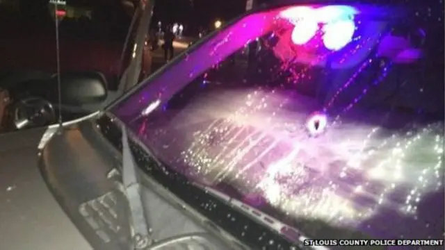 Мужчина обстрелял машину без опознавательных знаков, в которой сидели полицейские