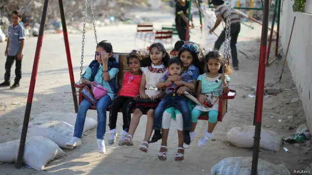 يمثل الأطفال ربع القتلى في عمليات إسرائيل العسكرية في غزة العام الماضي