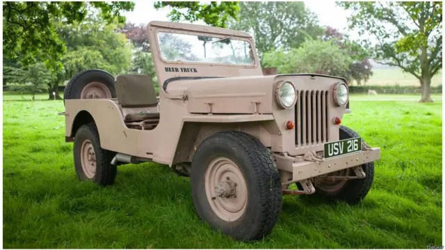 Xe địa hình Mahindra CJ540 dựa trên mô hình chiếc Jeep CJ-3A cổ điển (tất nhiên là có giấy phép sử dụng chứ không phải là đánh cắp kiểu dáng), với động cơ dầu của Peugeot. Dễ lái? Không. Tiện nghi? Cũng không. Dễ sử dụng? Không. Một trong những xe tệ nhất thế giới? Đúng.