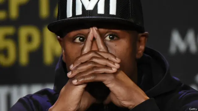 Floyd Mayweather no considera a Rousey como rival y fijó la fecha para su última pelea sobre el cuadrilátero, el próximo 12 de septiembre.