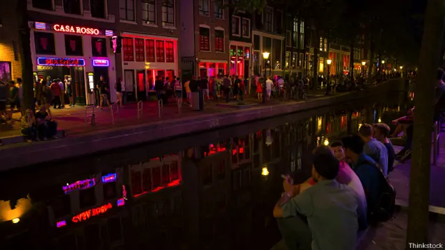 "Квартал красных фонарей" в Амстердаме 