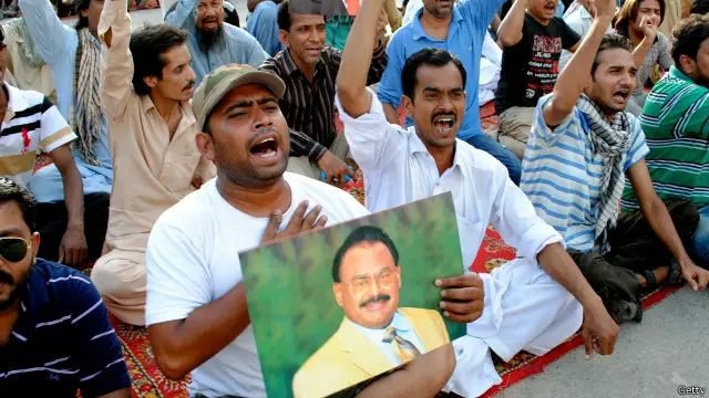 جب بھی کوئی بڑی سیاسی جماعت کسی بحران سے دوچار ہوتی ہے تو ’مائنس ون‘ کی صدائیں بھی بلند ہونا شروع ہو جاتی ہیں