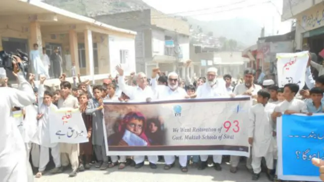 په سوات کې ۹۶ ښوونځي تړل شوي چې له کبله يې له ۱۷۰۰ زيات زده کوونکي له زده کړو پاتې کېږي