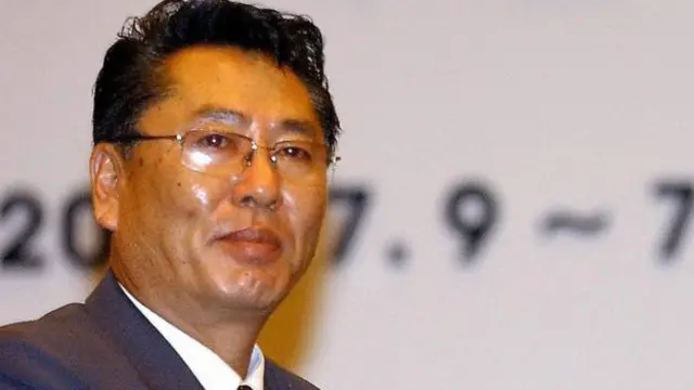 崔英健去年被任命为内阁副总理