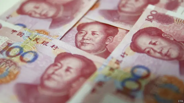话虽是这么说，但事实是，越来越多中国有钱人正紧张的开始防备万一了；　他们想方设法把财富转到境外，把子女送到西方、特别是英美的大学读书。