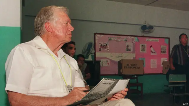 卡特1994年监督巴拿马选举。