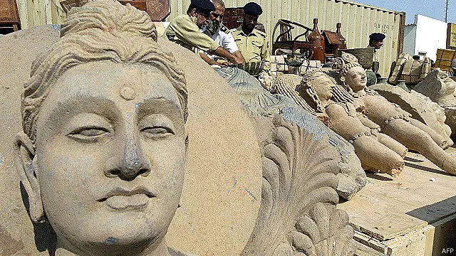 ’گذشتہ تین برسوں میں ساڑھے آٹھ ہزار قیمتی نوادرات سمگل کیے جا چکے ہیں‘