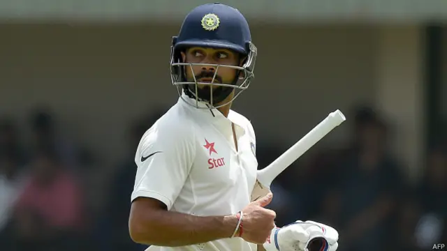 کوہلی آٹھ چوکوں اور ایک چھکے کی مدد سے 78 رنز بنانے کے بعد آؤٹ ہوئے