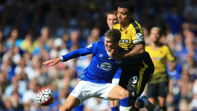 Bersama Everton, Stones telah tampil sebanyak 95 kali dalam tiga musim dan mencetak satu gol.