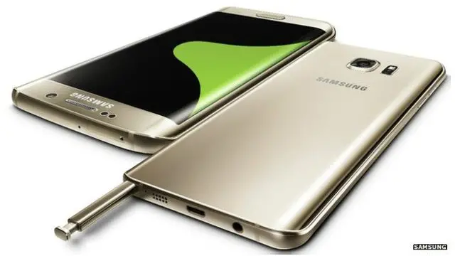 ان دنوں موبائل فون کے سکرین 5.7 انچ لمبی ہے جو گذشتہ ماڈل کے مقابلے میں 0.6 انچ بڑی ہے