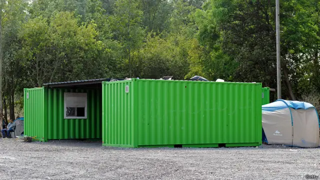 Контейнер в лагере мигрантов
