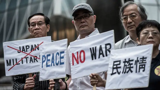 Антивоенный пикет в Гонконге