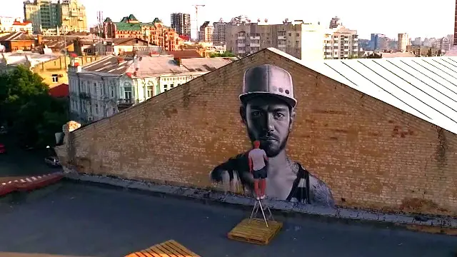 Uning mushukiga qarab