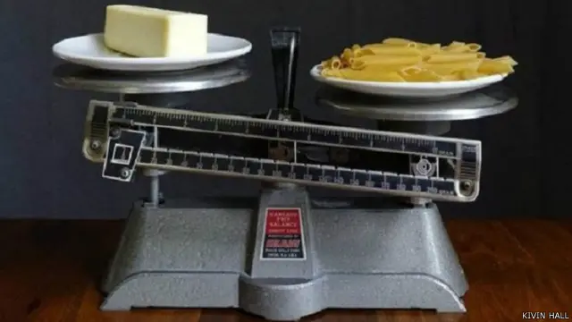 توصل الباحثون إلى أن التقليل من الدهون أكثر فاعلية في خسارة الوزن من خفض الكربوهيدرات