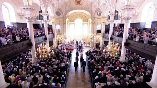 圣马丁教堂纪念仪式