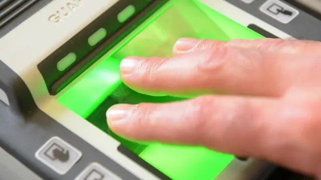 ڈی آئی جی سلطان خواجہ کا کہنا ہے کہ مستقبل میں گھریلو ملازمین کی رجسٹریشن کی سہولت فراہم کی جائے گی، جس کے تحت اگر کوئی شہری اپنے ملازم کی تھانے پر رجسٹریشن کرانا چاہتا ہے تو تو اس کا بائیو میٹرک رکارڈ رکھا جائے گا