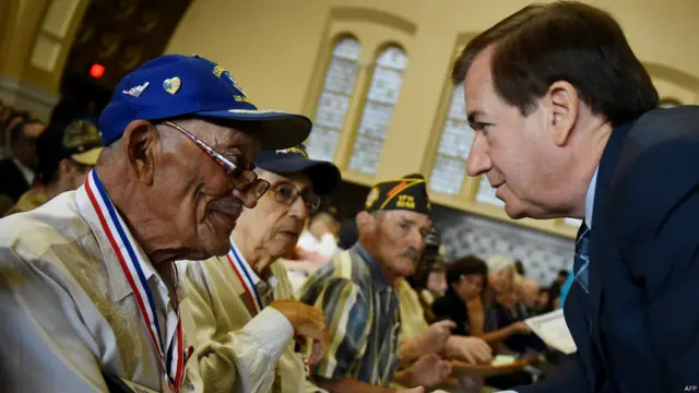 在美国西海岸的洛杉矶举办表扬二战老兵活动。