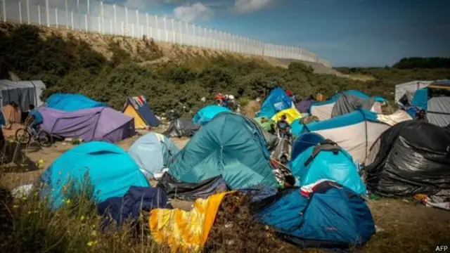 حکام کا کہنا ہے کہ رواں برس کشتیوں کے ذریعے یورپ میں داخل ہونے والے تارکین وطن کی تعداد ڈھائی لاکھ تک پہنچ سکتی ہے