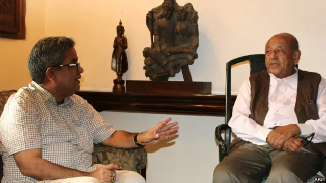 पाकिस्तान में भारत के पूर्व उच्चायुक्त शंकर बाजपेयी के साथ रेहान फ़ज़ल.