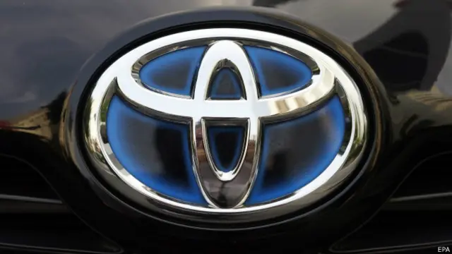 Логотип корпорации Toyota