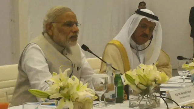 नरेंद्र मोदी